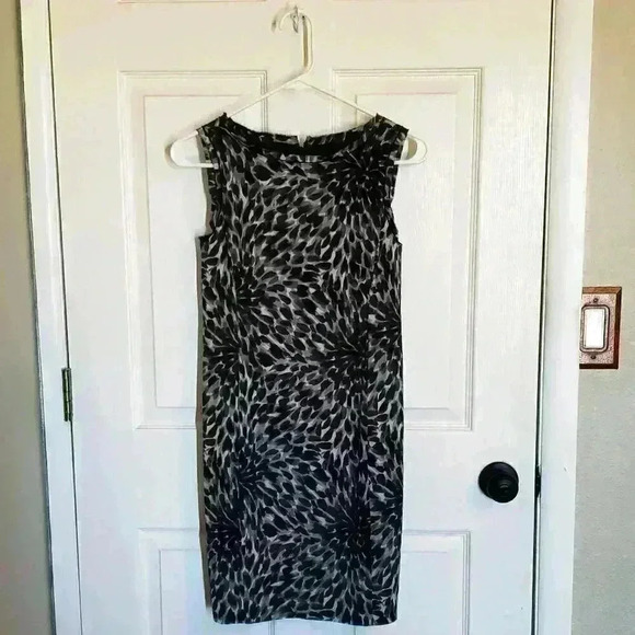 Ann Taylor 0P Sleeveless Dress - Picture 1 of 3